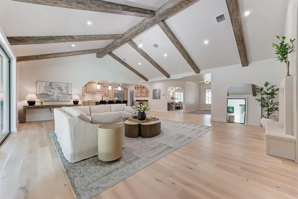Photo 6 — 7307 Waverly Avenue, Nichols Hills, OK 73120