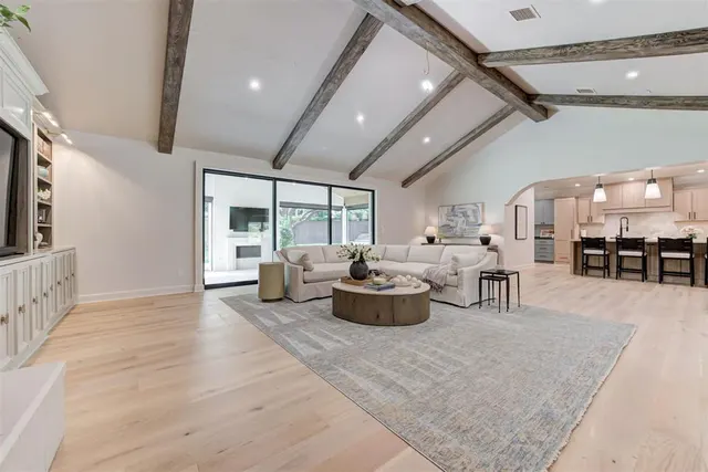 Photo 7 — 7307 Waverly Avenue, Nichols Hills, OK 73120