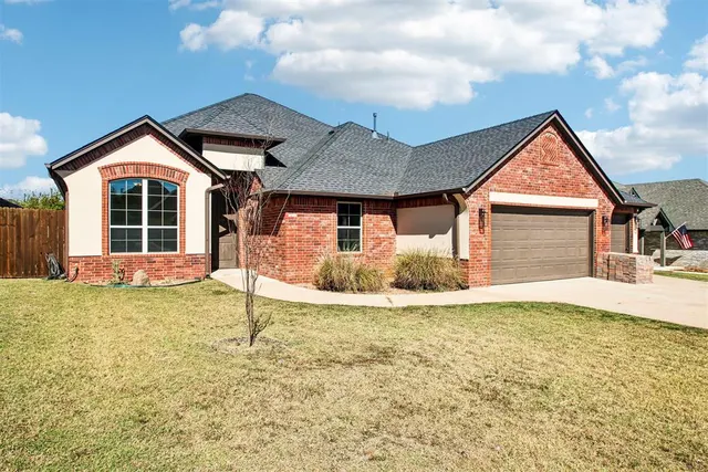 Photo 3 — 1916 Inglenook Drive, Norman, OK 73071