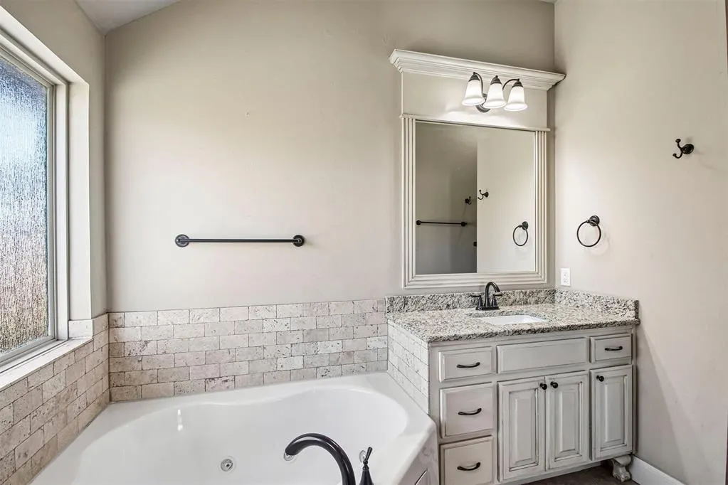 Photo 30 — 1916 Inglenook Drive, Norman, OK 73071