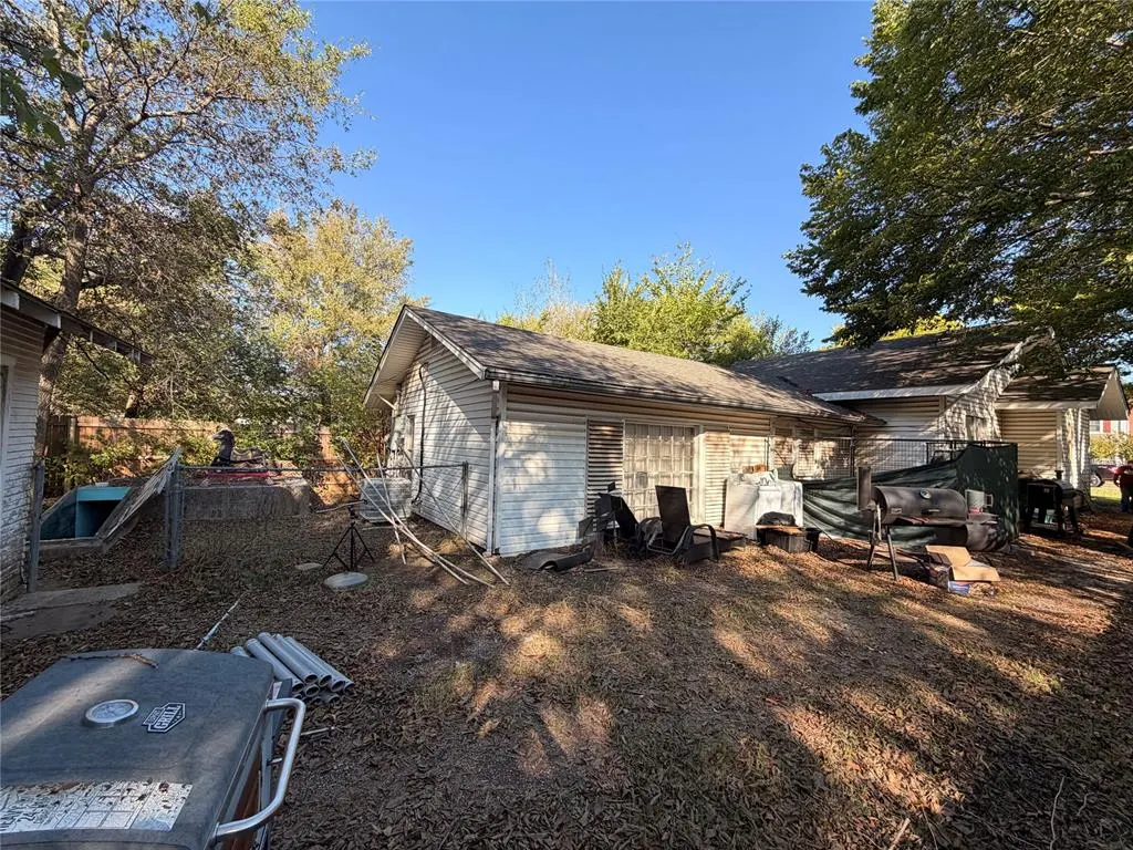 Photo 32 — 810 W Spruce Avenue, Duncan, OK 73533