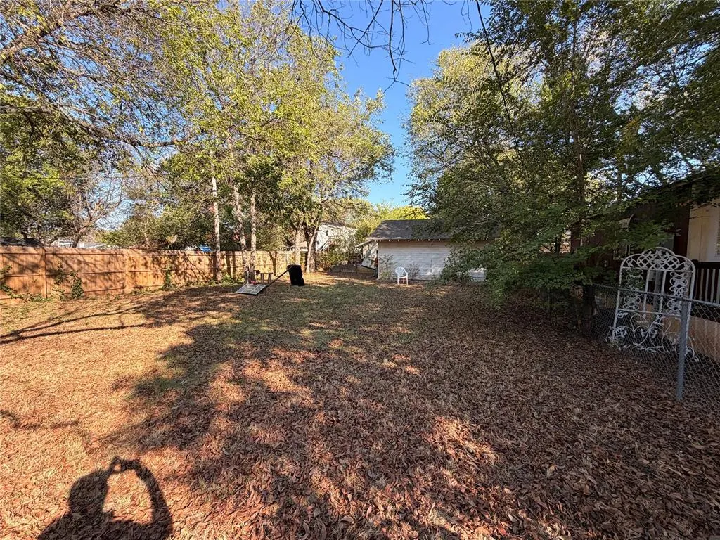 Photo 36 — 810 W Spruce Avenue, Duncan, OK 73533