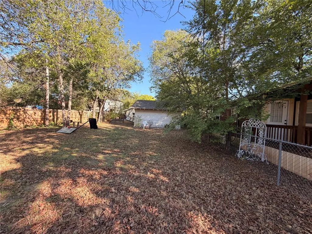 Photo 37 — 810 W Spruce Avenue, Duncan, OK 73533