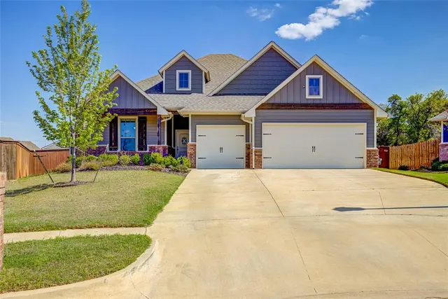 Photo 3 — 3000 Grapevine Street, Edmond, OK 73034
