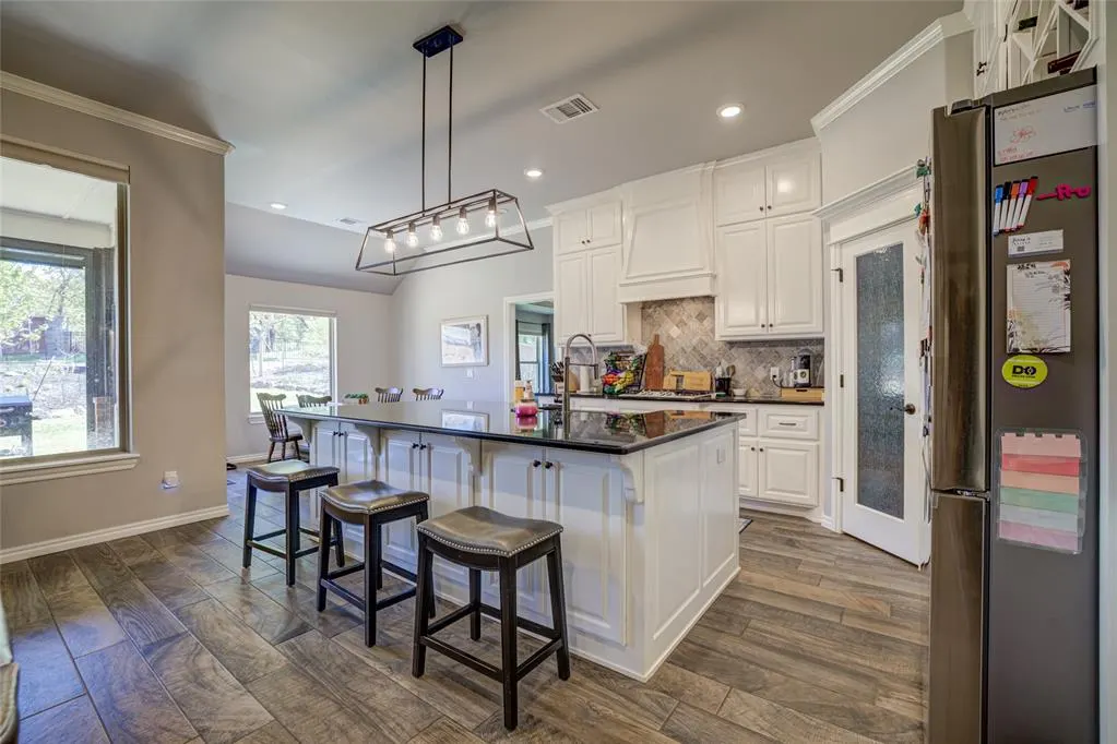 Photo 14 — 3000 Grapevine Street, Edmond, OK 73034
