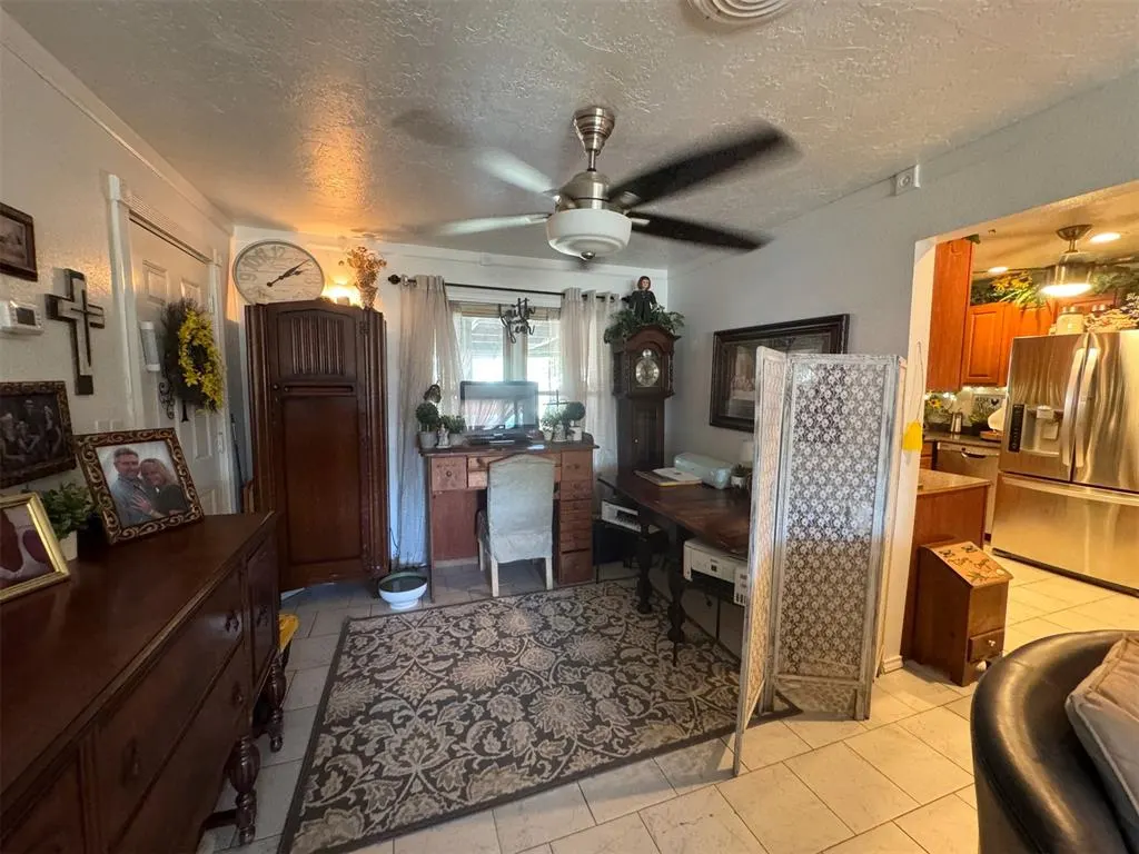 Photo 6 — 915 W C Street, Eldorado, OK 73537