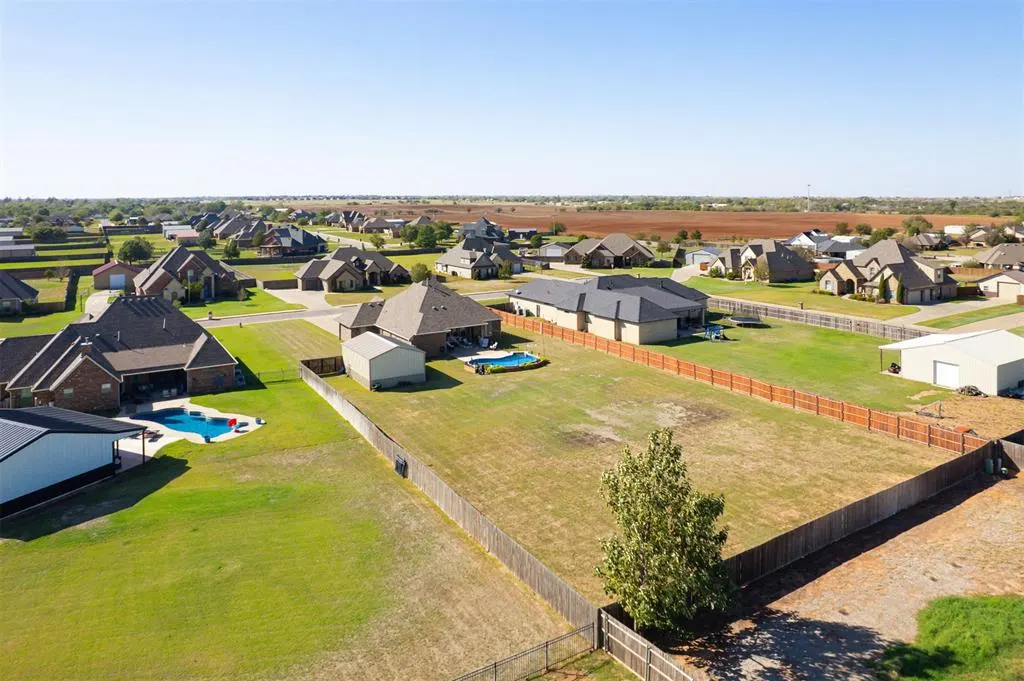 Photo 48 — 628 Stephany Drive, Piedmont, OK 73078