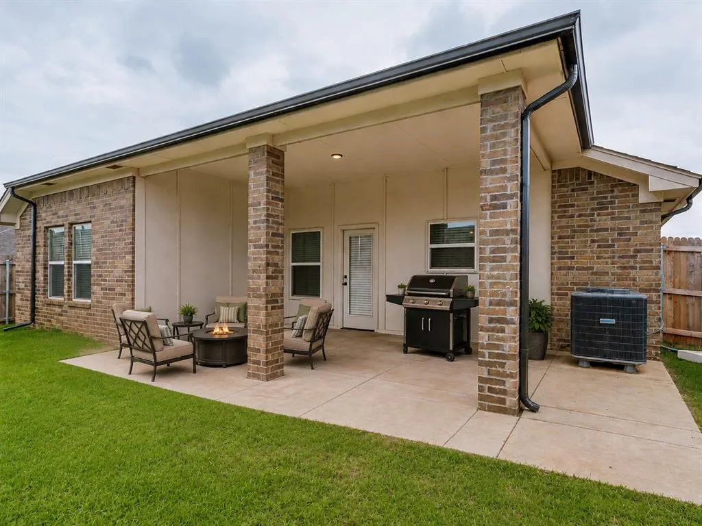 Photo 10 — 3717 NW 177th Street, Edmond, OK 73012