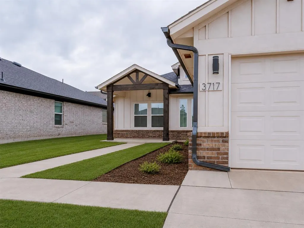 Photo 12 — 3717 NW 177th Street, Edmond, OK 73012
