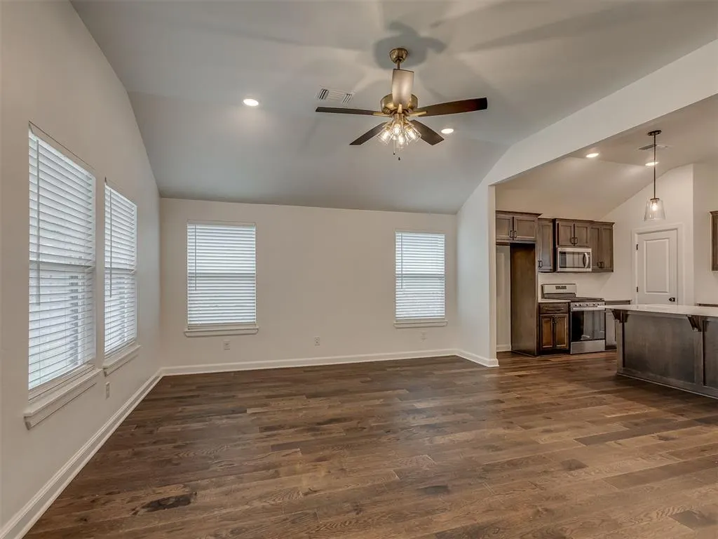 Photo 15 — 3717 NW 177th Street, Edmond, OK 73012