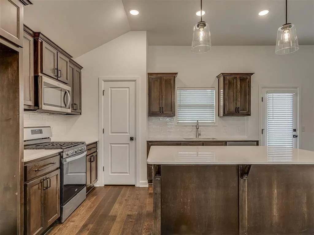 Photo 18 — 3717 NW 177th Street, Edmond, OK 73012