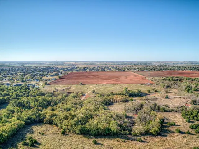 Photo 5 — 2728 NE Edmond Road, Piedmont, OK 73078