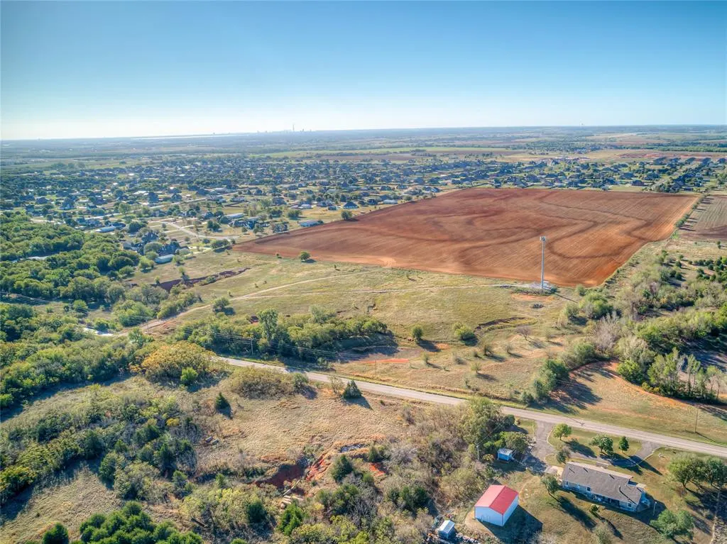 Photo 10 — 2728 NE Edmond Road, Piedmont, OK 73078