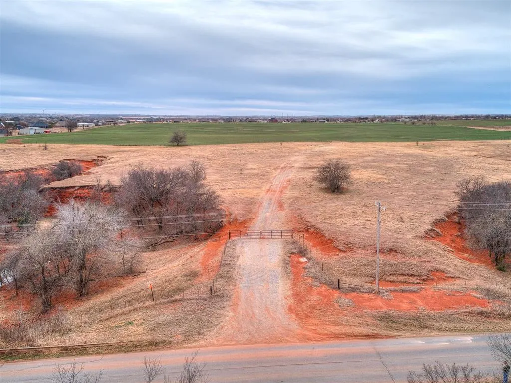 Photo 19 — 2728 NE Edmond Road, Piedmont, OK 73078