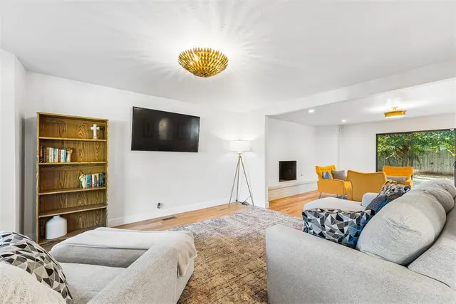Photo 6 — 10925 Maple Grove, Oklahoma City, OK 73120