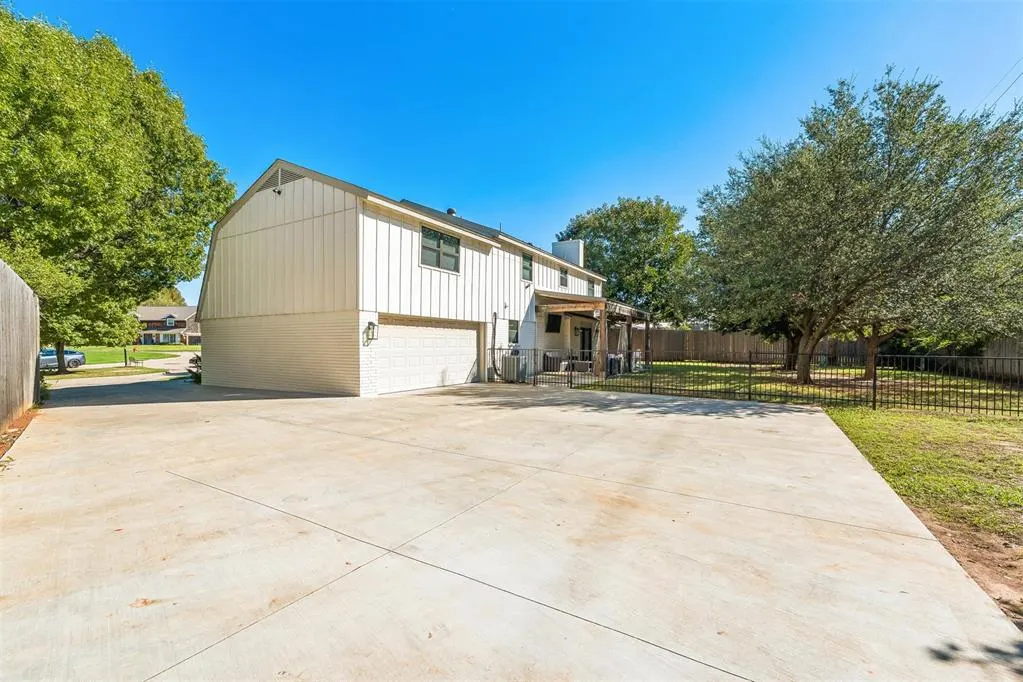 Photo 38 — 10925 Maple Grove, Oklahoma City, OK 73120