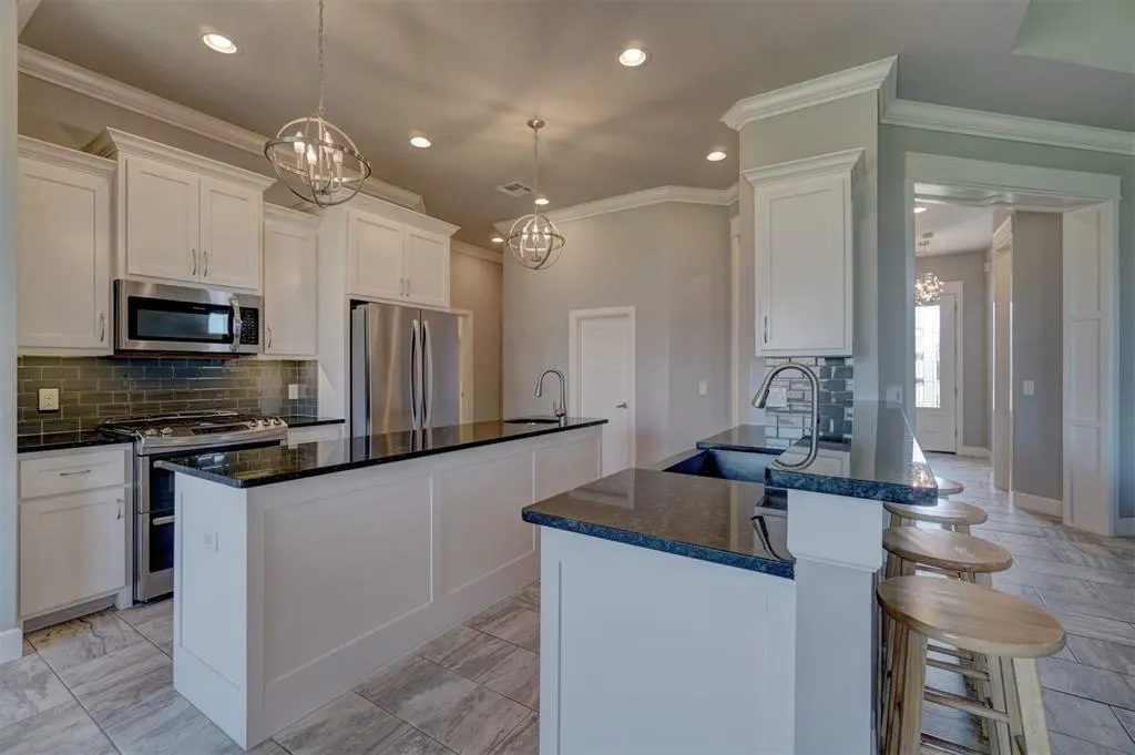 Photo 12 — 18836 Rolling Hill Way, Oklahoma City, OK 73012