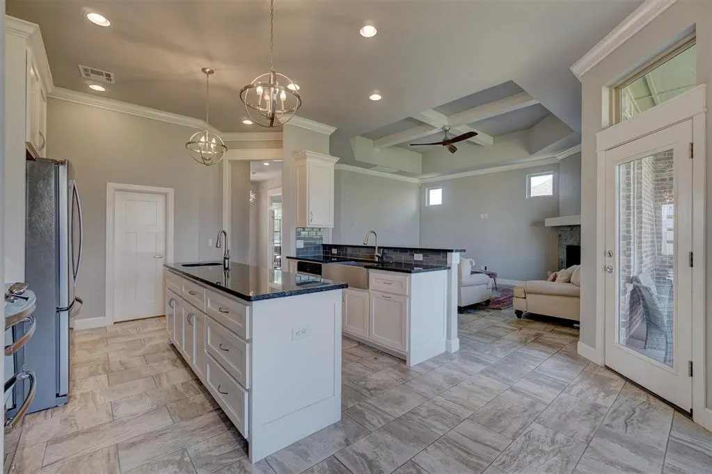 Photo 16 — 18836 Rolling Hill Way, Oklahoma City, OK 73012