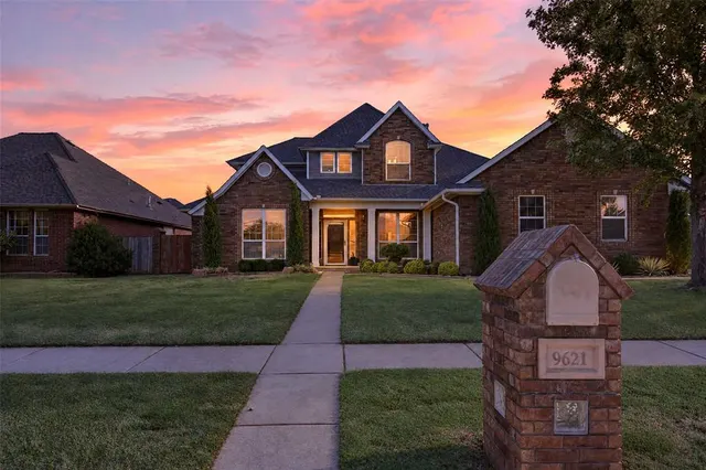 Photo 2 — 9621 SW 33rd Street, Oklahoma City, OK 73179