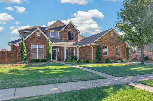 Photo 3 — 9621 SW 33rd Street, Oklahoma City, OK 73179