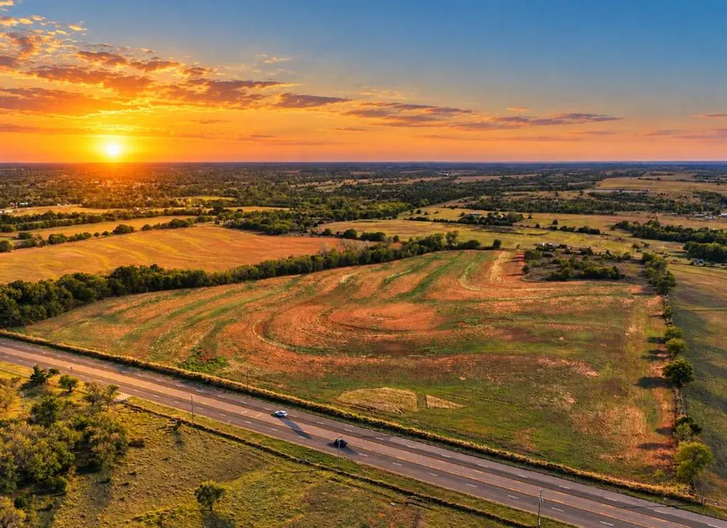 Front exterior — Hwy 37, Tuttle, OK 73089