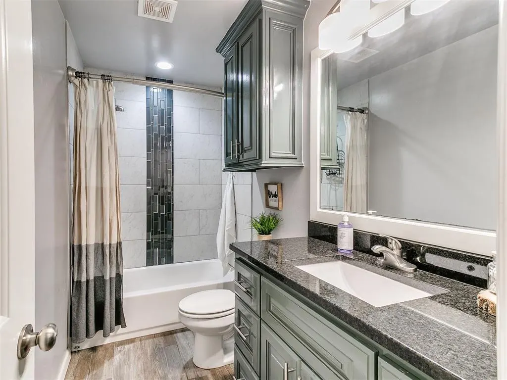 Photo 12 — 13920 Hutchinson Place, Yukon, OK 73099