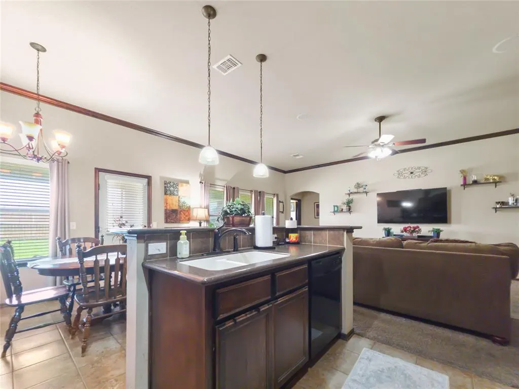 Photo 11 — 16412 Drywater Drive, Oklahoma City, OK 73170