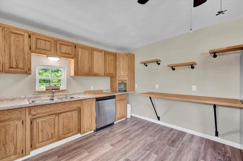 Photo 14 — 211 E 2nd Street, Stroud, OK 74079