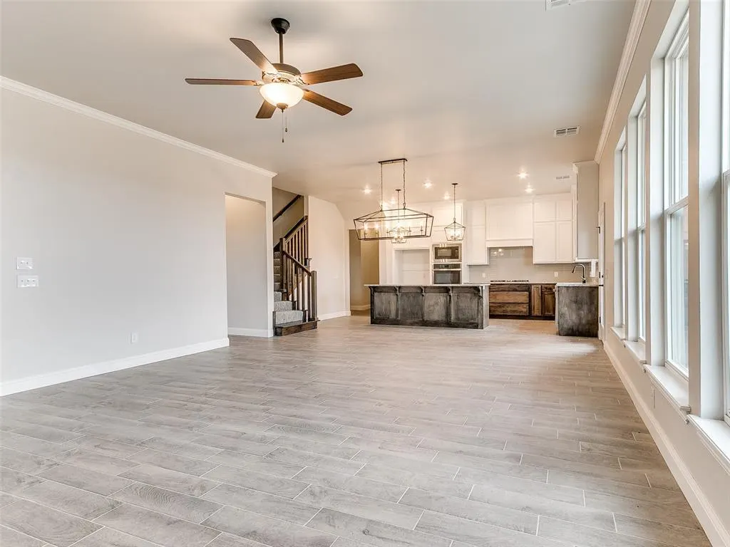 Photo 12 — 2817 Bens Circle, Yukon, OK 73099