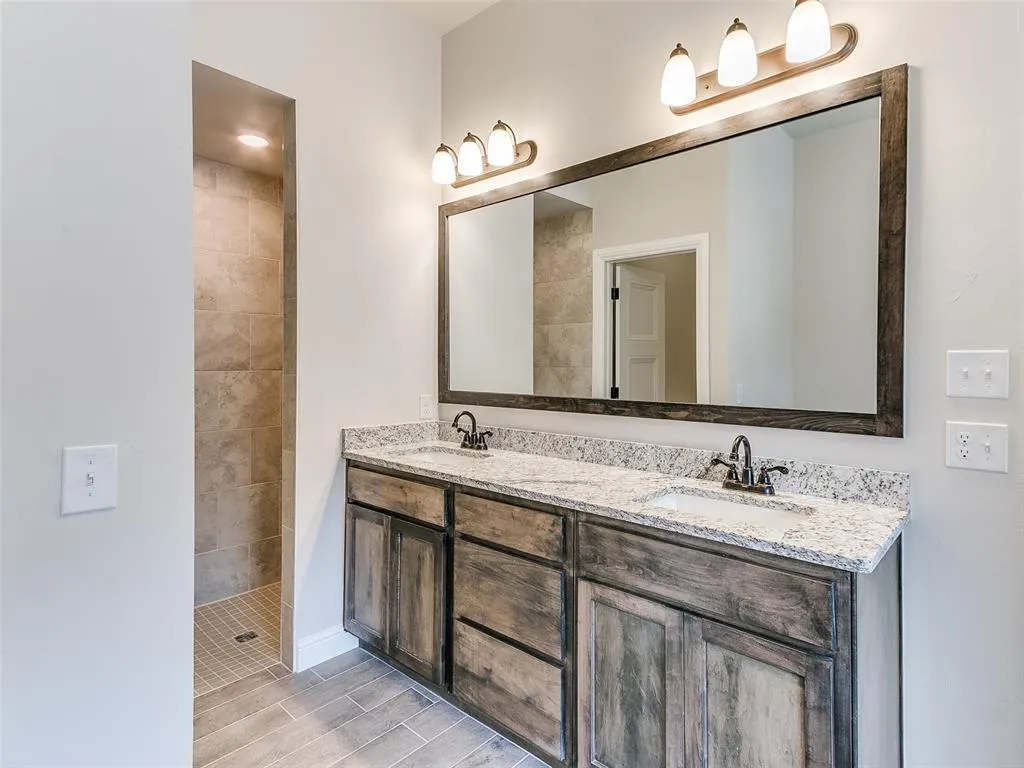 Photo 16 — 2817 Bens Circle, Yukon, OK 73099