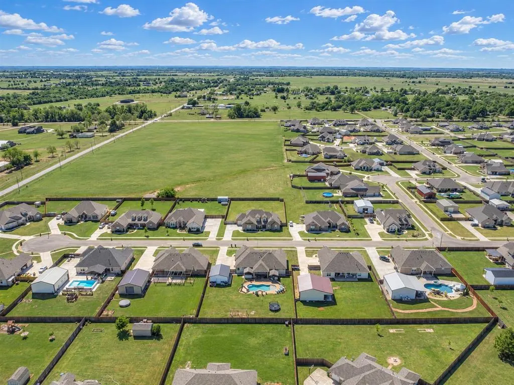 Photo 38 — 2817 Bens Circle, Yukon, OK 73099