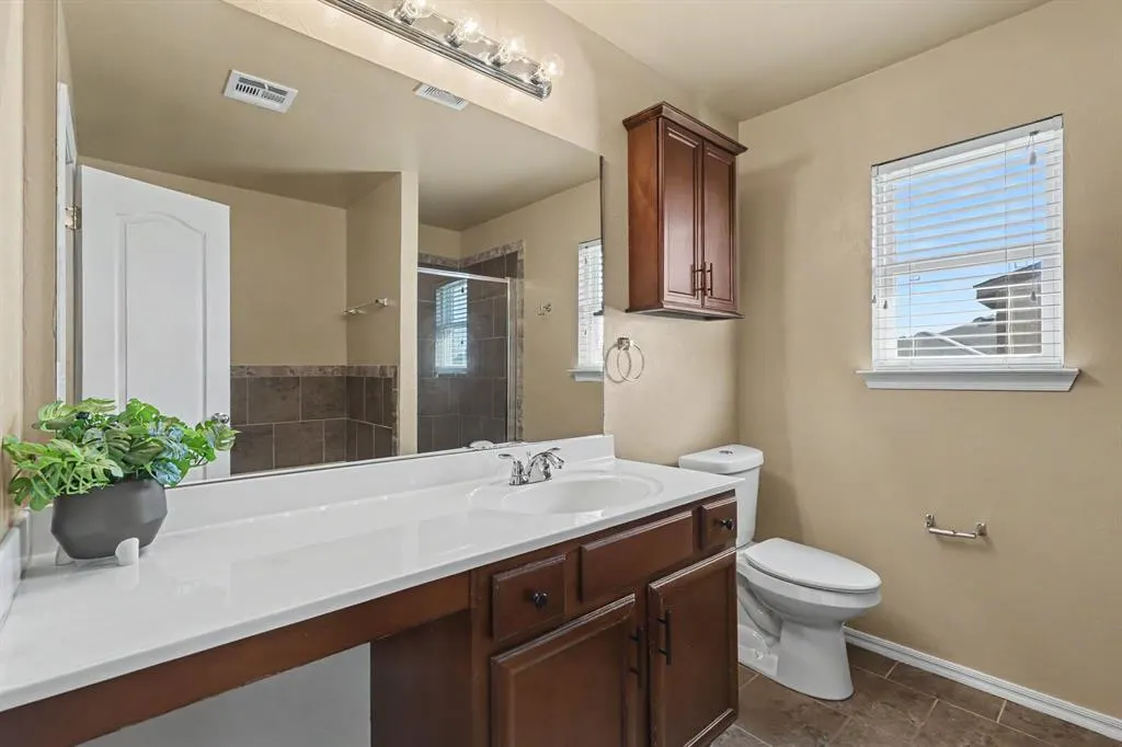 Photo 15 — 824 Crown Heights Lane, Purcell, OK 73080