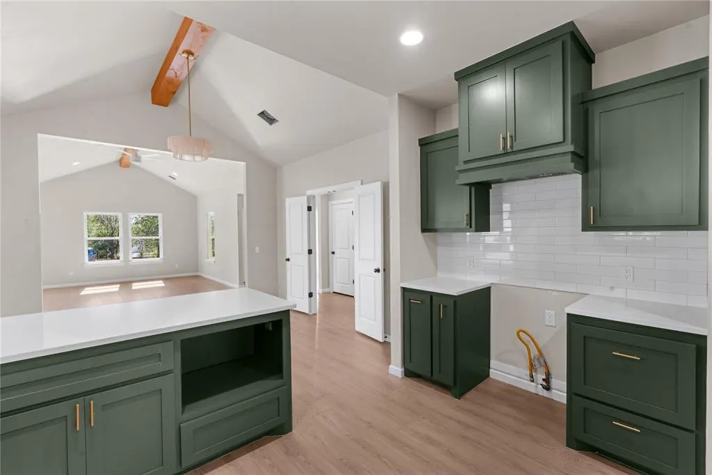 Photo 17 — 1437 NE 9th Street, Oklahoma City, OK 73117