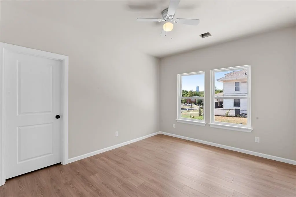 Photo 28 — 1437 NE 9th Street, Oklahoma City, OK 73117