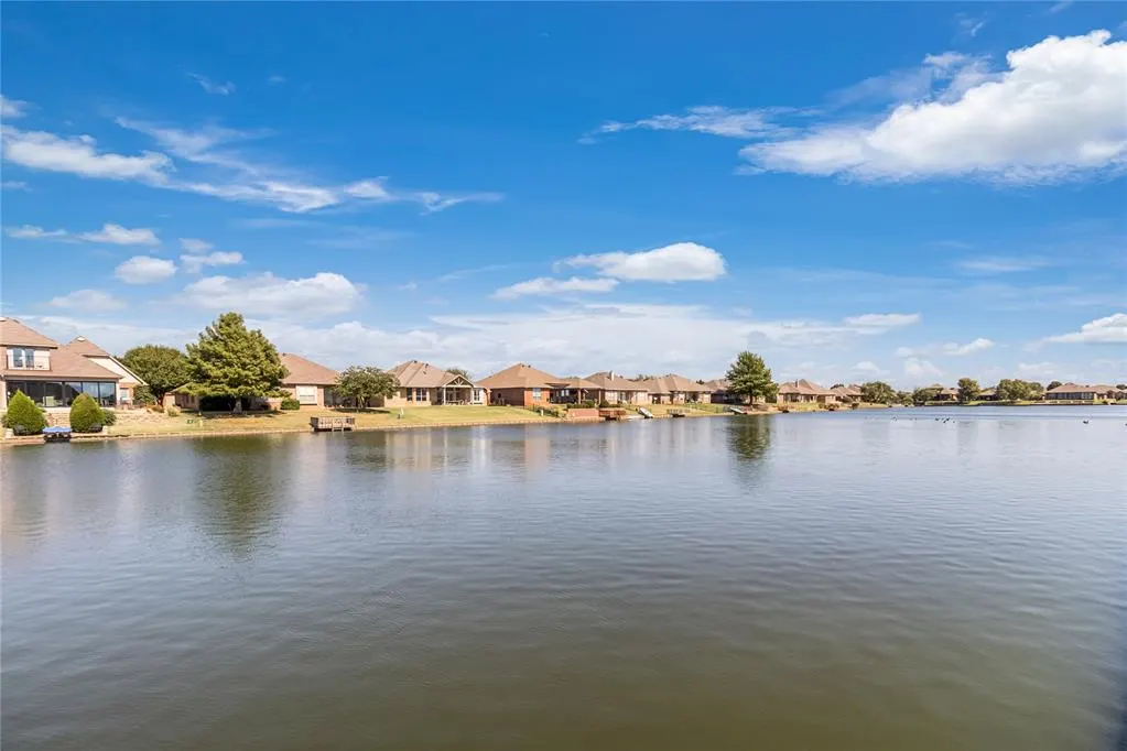 Photo 9 — 8721 NW 72nd Court, Warr Acres, OK 73132