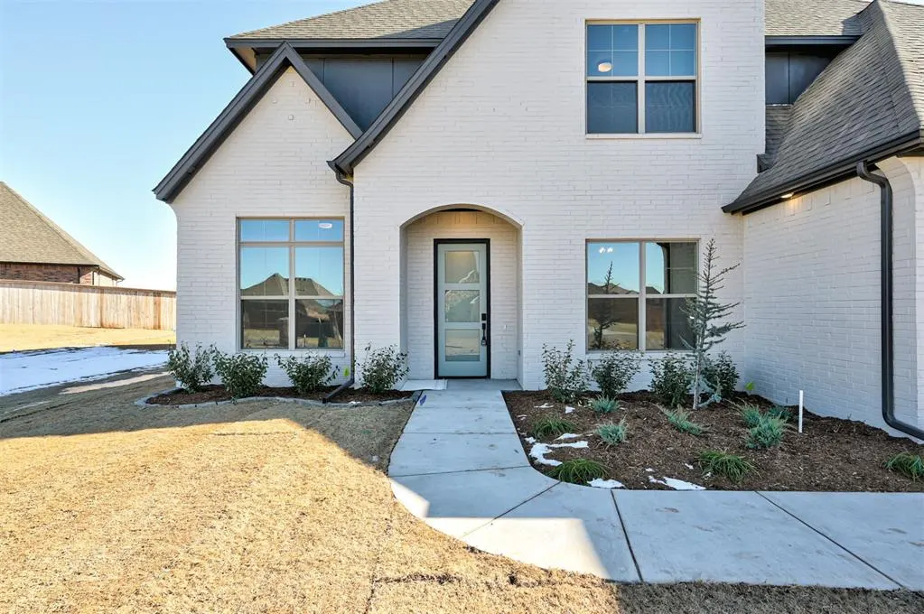 Photo 3 — 1224 Collis Court, Newcastle, OK 73065