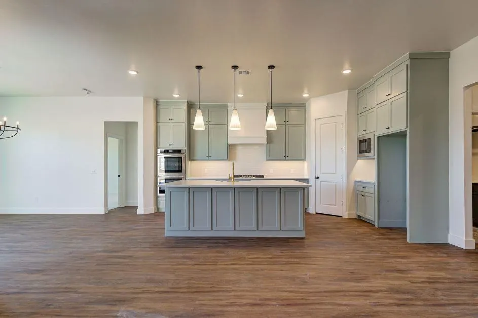 Photo 9 — 1224 Collis Court, Newcastle, OK 73065