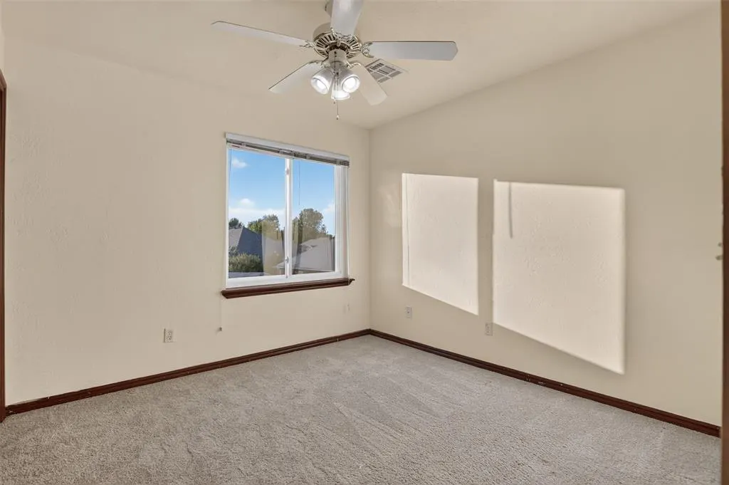 Photo 41 — 313 N Topaz Way, Mustang, OK 73064