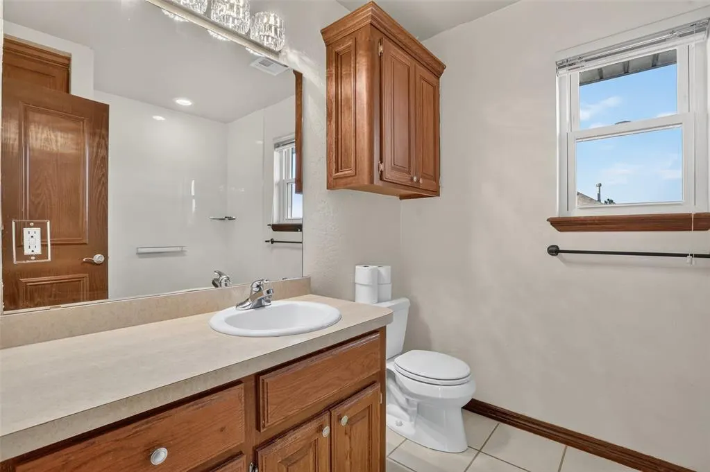 Photo 43 — 313 N Topaz Way, Mustang, OK 73064