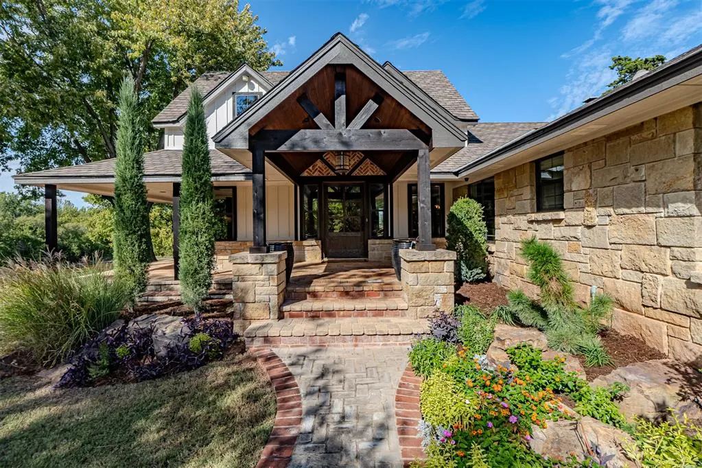 Photo 3 — 6315 River Oaks Road, Edmond, OK 73013