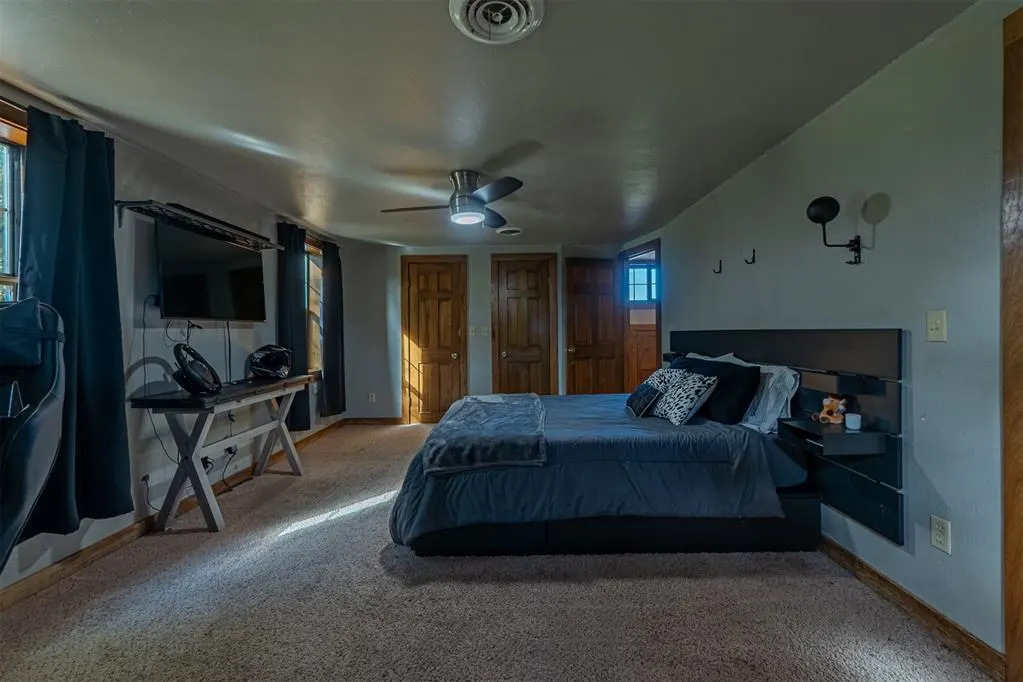 Photo 14 — 6315 River Oaks Road, Edmond, OK 73013