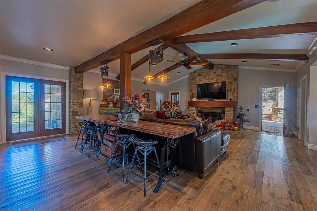 Photo 4 — 6315 River Oaks Road, Edmond, OK 73013