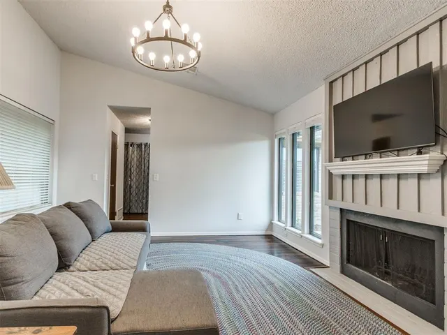 Photo 5 — 6418 Galaxie Terrace, Oklahoma City, OK 73132