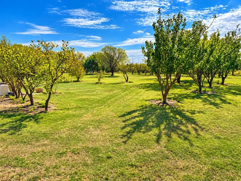 Photo 2 — 9896 N 2280 Road, Arapaho, OK 73620