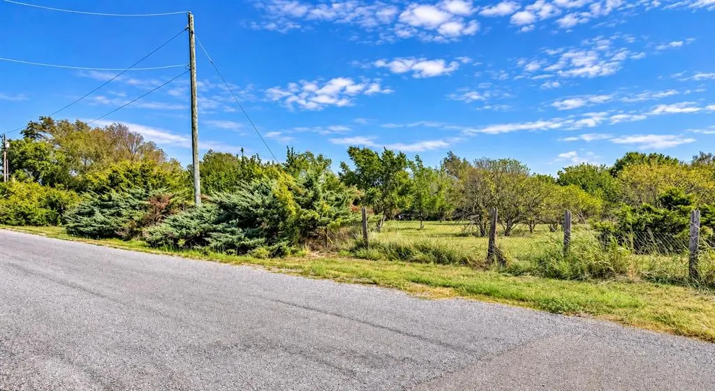 Photo 3 — 9896 N 2280 Road, Arapaho, OK 73620