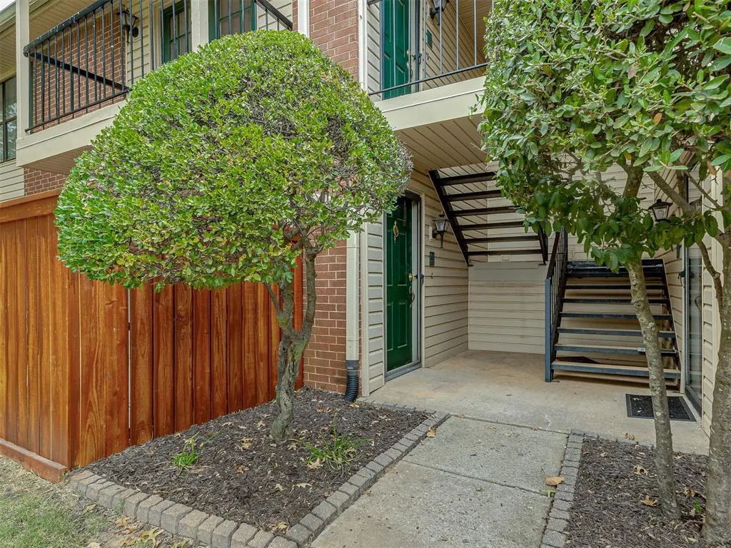 Photo 3 — 4400 Hemingway Drive 111, Oklahoma City, OK 73118