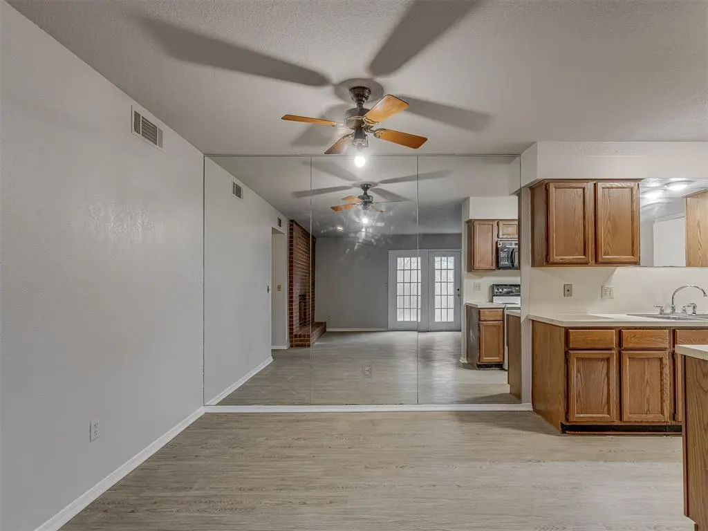 Photo 9 — 4400 Hemingway Drive 111, Oklahoma City, OK 73118
