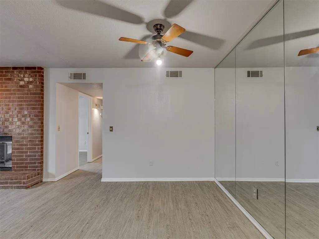 Photo 10 — 4400 Hemingway Drive 111, Oklahoma City, OK 73118