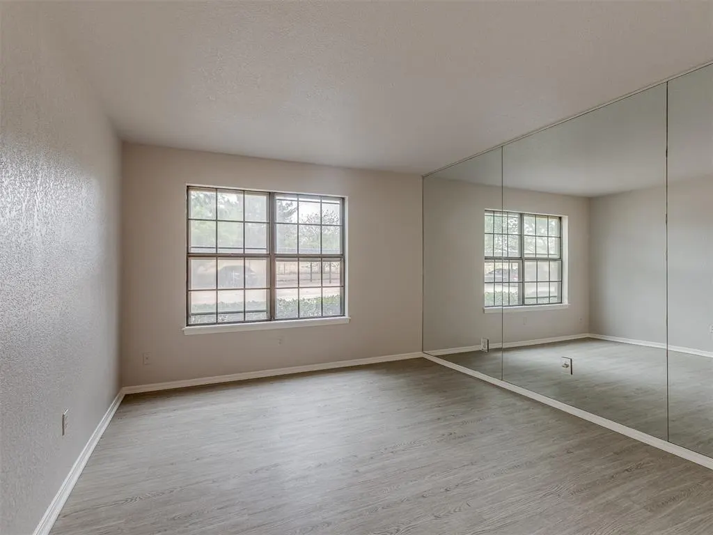 Photo 17 — 4400 Hemingway Drive 111, Oklahoma City, OK 73118