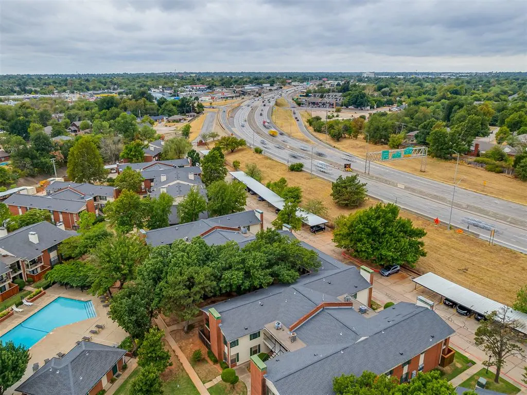 Photo 34 — 4400 Hemingway Drive 111, Oklahoma City, OK 73118